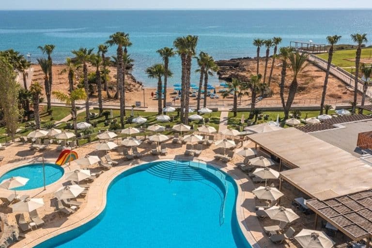 Beim Gewinnspiel von Louis Hotels gibt es einen einwöchigen Aufenthalt auf Zypern zu gewinnen